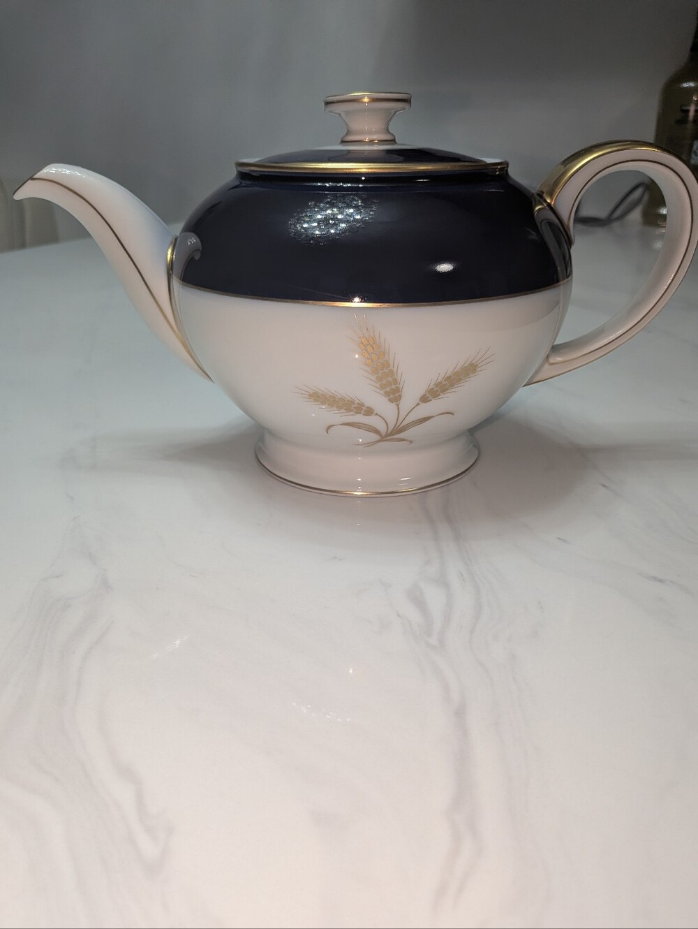 Mid Century Rosenthal Germany "Dignity" Winifred Porcelain Teapot Colbet Blue